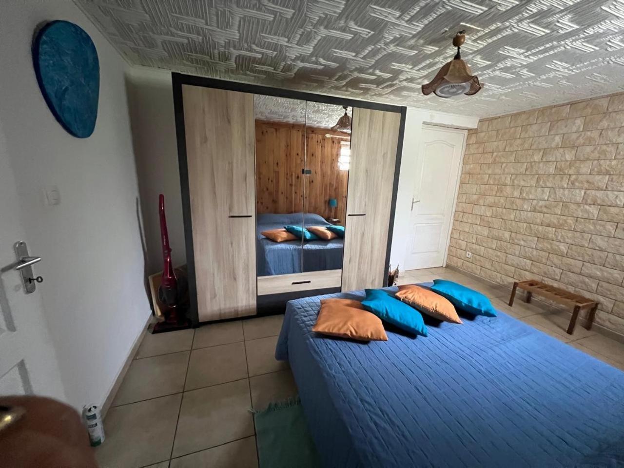 La Kaz Liot Apartment แซ็งต์-เลอ ภายนอก รูปภาพ