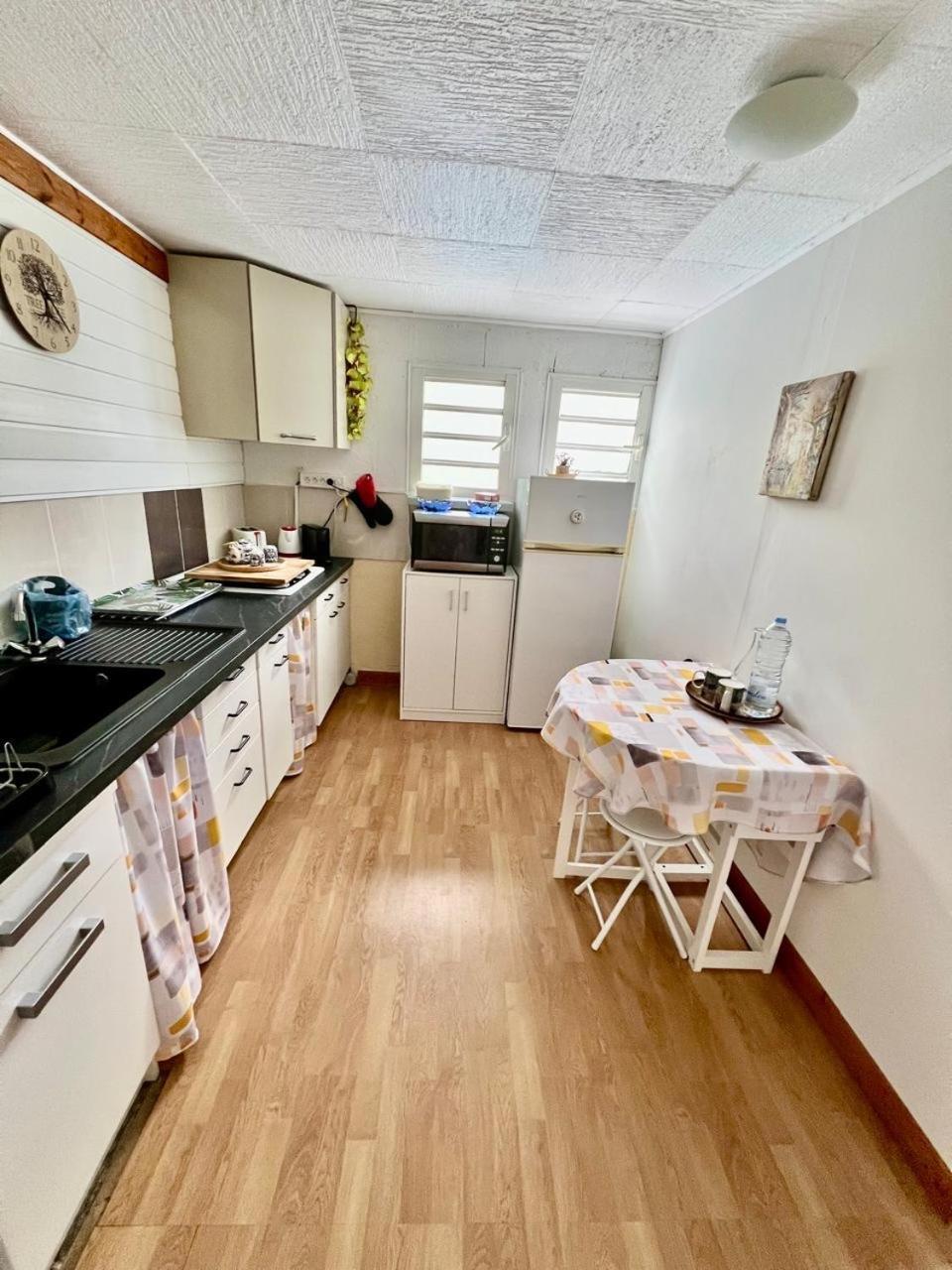 La Kaz Liot Apartment แซ็งต์-เลอ ภายนอก รูปภาพ